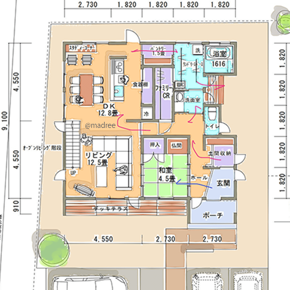 大吹抜より自然光が差し込む、人が気軽に集まる居心地良い家