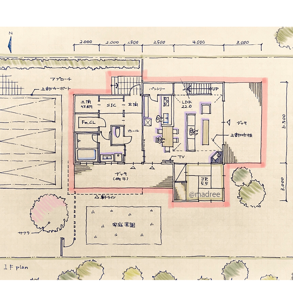 裏動線ですっきりリビングをキープ、身も心も温まる雪国の家