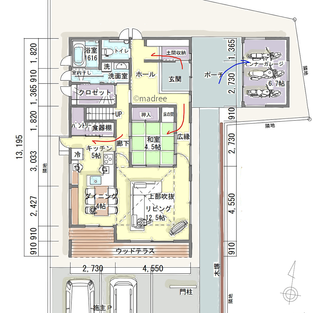 ガレージの愛車を常に感じられる、外の視線を遮り開放的に暮らす家
