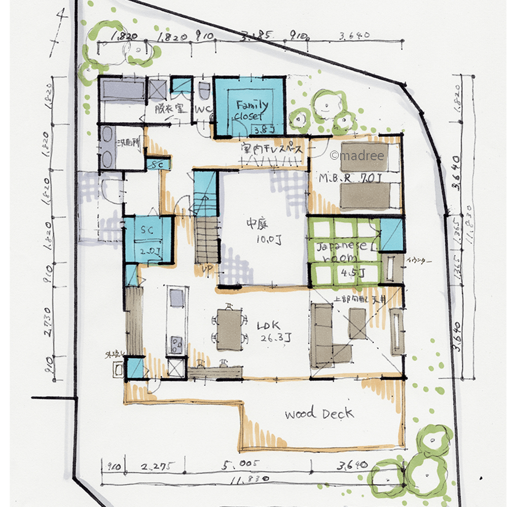四面窓越しのプライベート空間、スムーズに家事対応できる中央光庭のある家