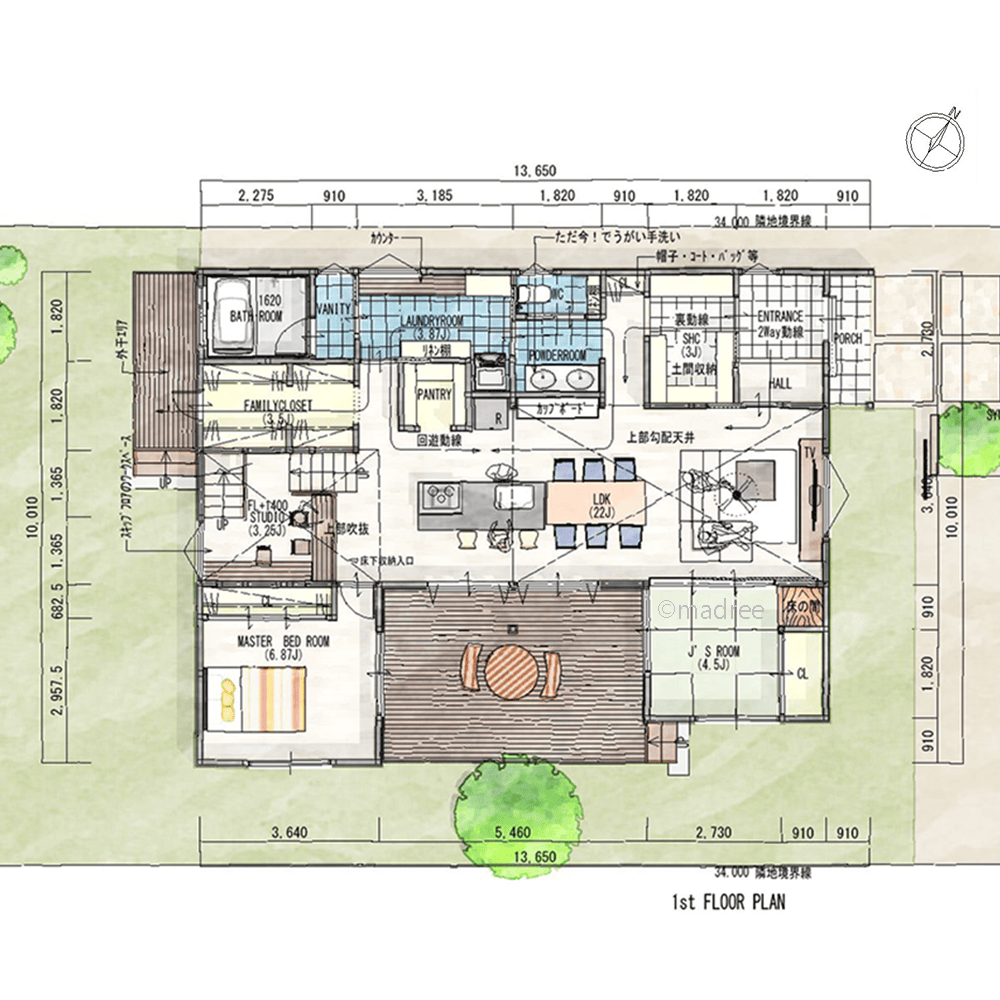 中二階も活かしてイベント別に過ごす、平屋を感じさせる広々LDKのある家