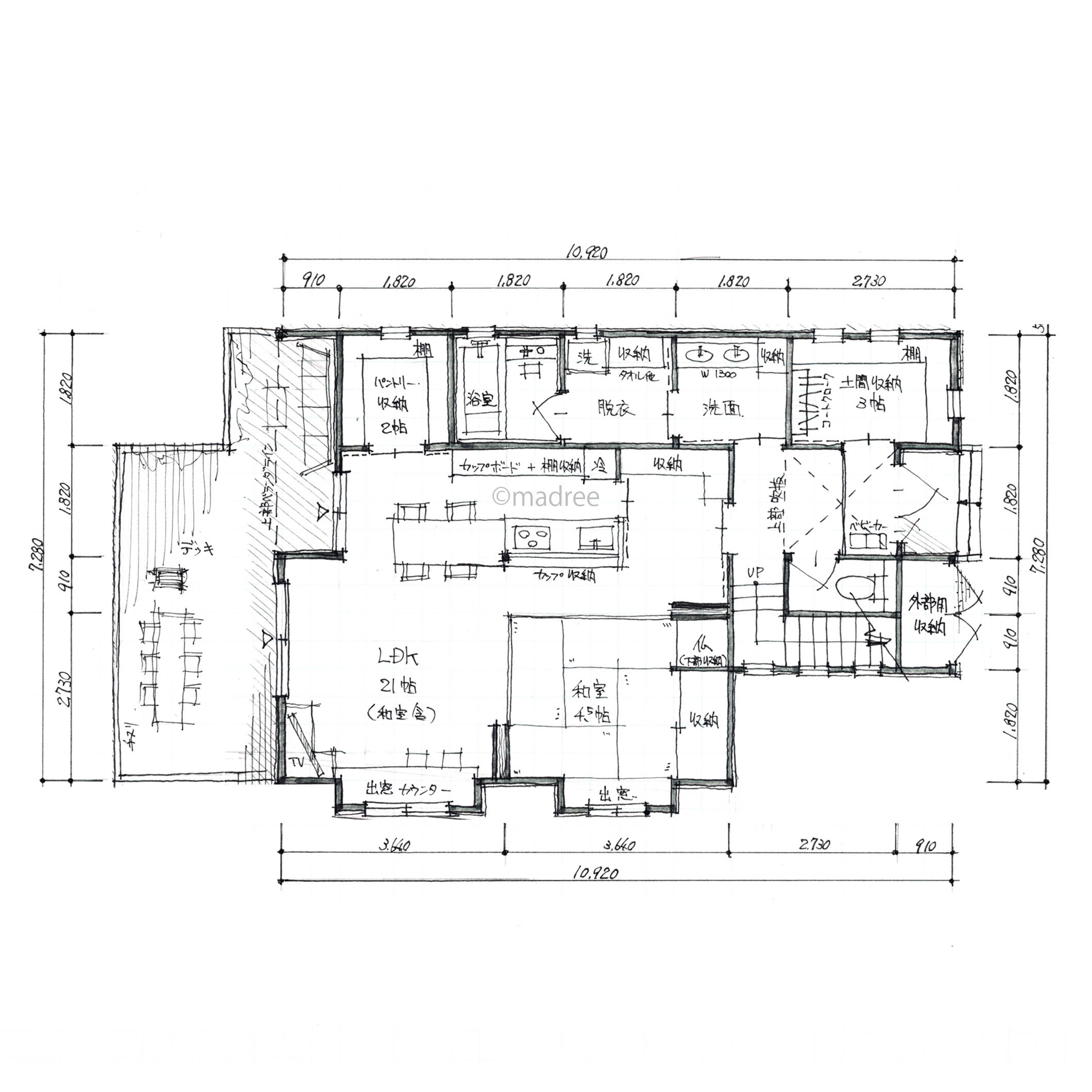 見晴らし良い屋外デッキでリラックス、凹凸空間と光で外観デザインも楽しむ家