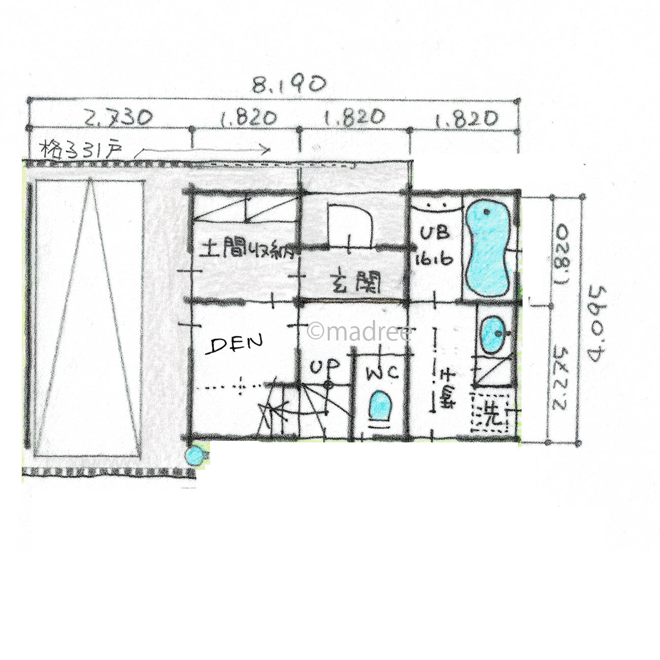 小さな子ども部屋でファミリールームを充実、車好きの狭小３階建ての家