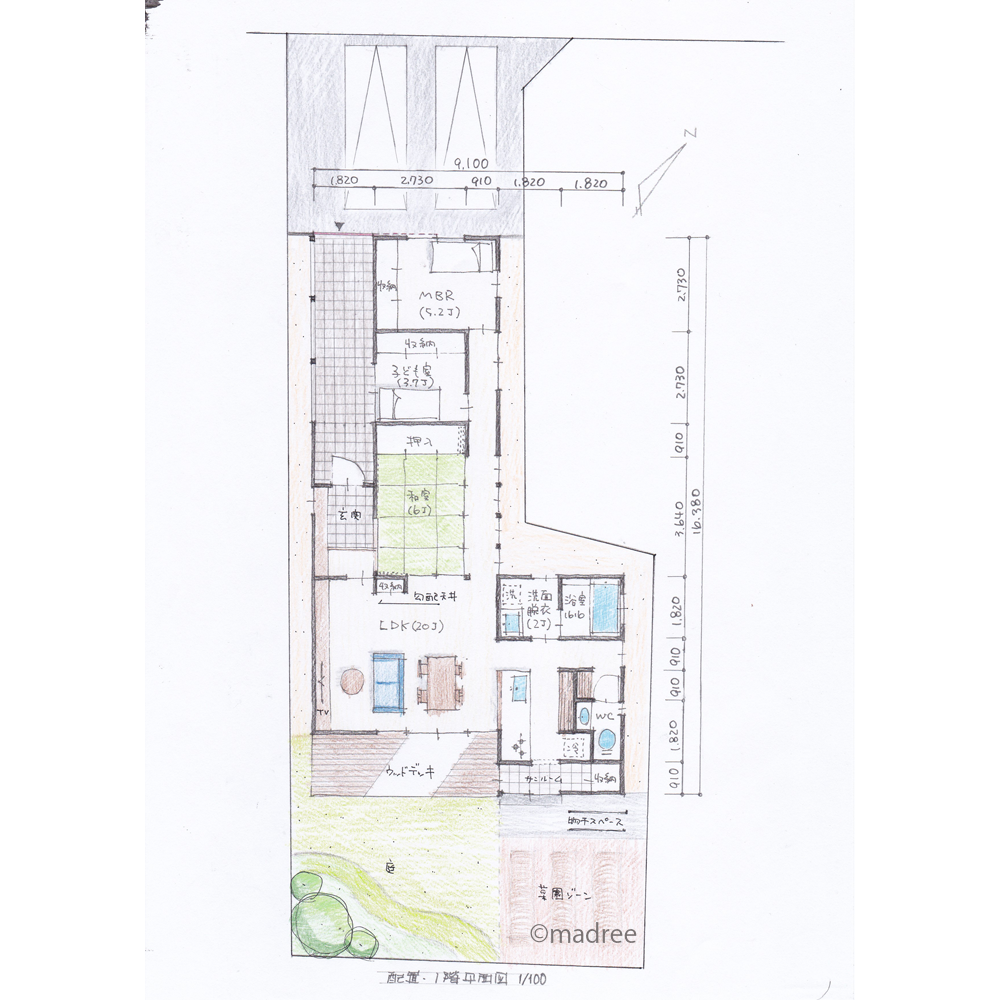 自然に触れる庭と明るいリビングで、親子時間育む平屋
