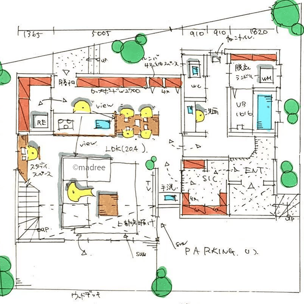 縦横に繋がる吹抜の遊び場、お互いに落ち着く場所のある猫と一緒に暮らす家