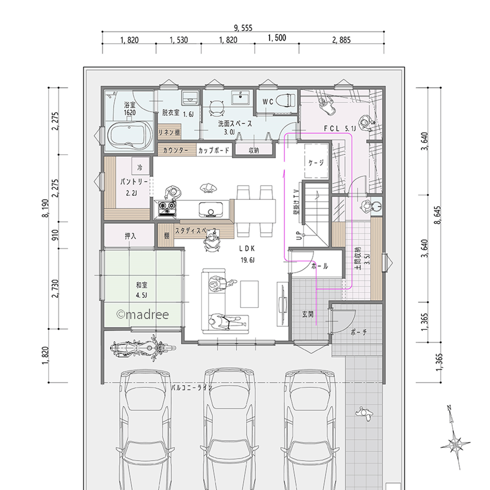 ウォークスルーの裏動線でスッキリ、散らかり知らずの心地良いリビングの家