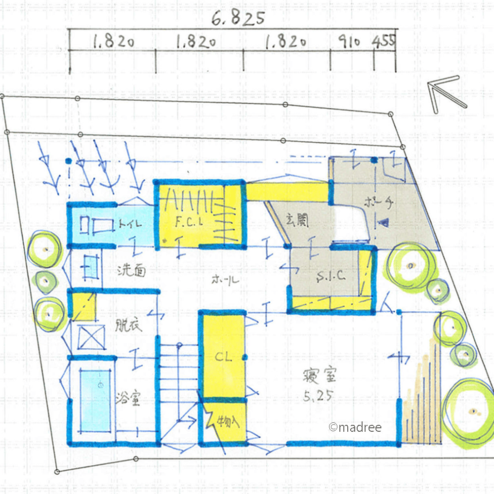 狭小地を活かしたコンパクトな生活動線、吹抜で広がりを演出した3階建ての家