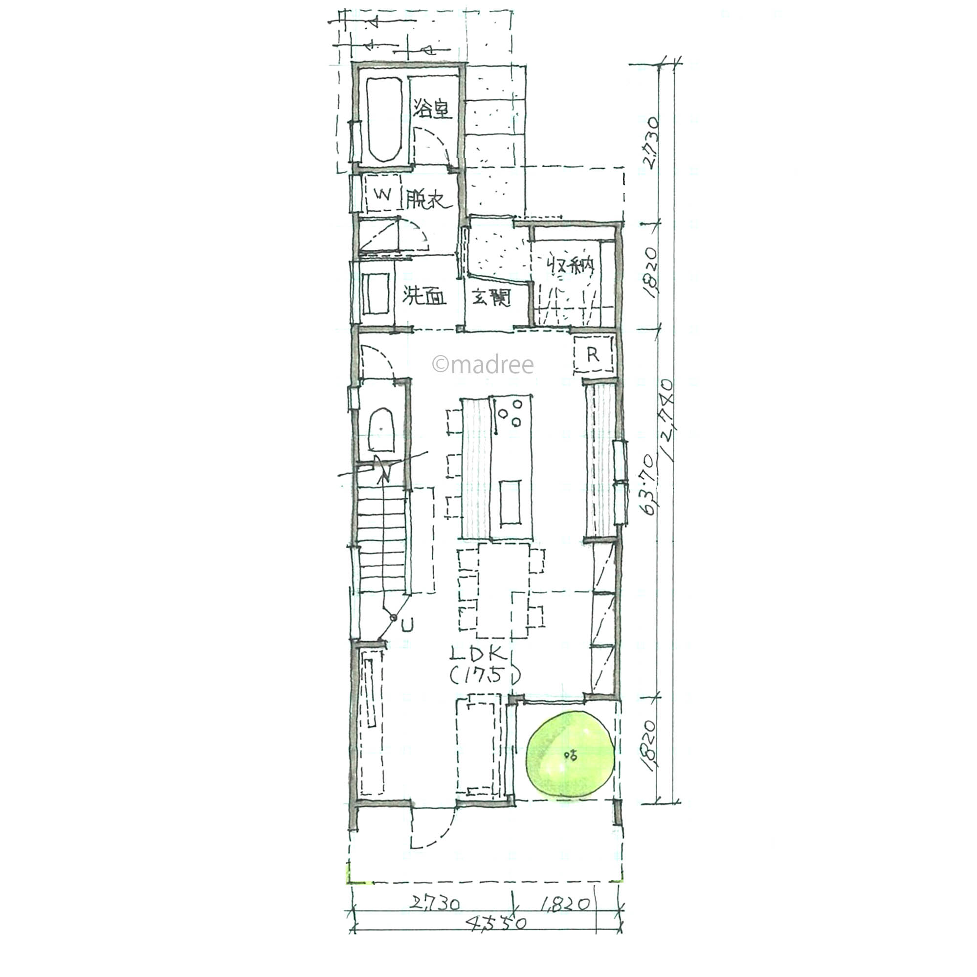 キッチン中心で家族とコミュニケーション育む、朝日をしっかり取り込む縦長の家